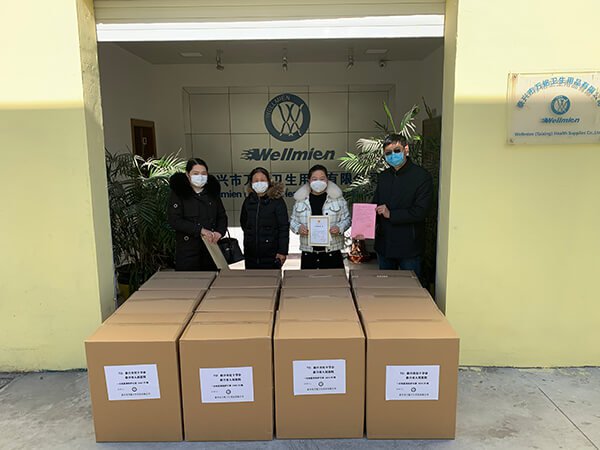 2020년 2월: Wellmien Health Supplies, Taixing People's Hospital에 마스크 기부